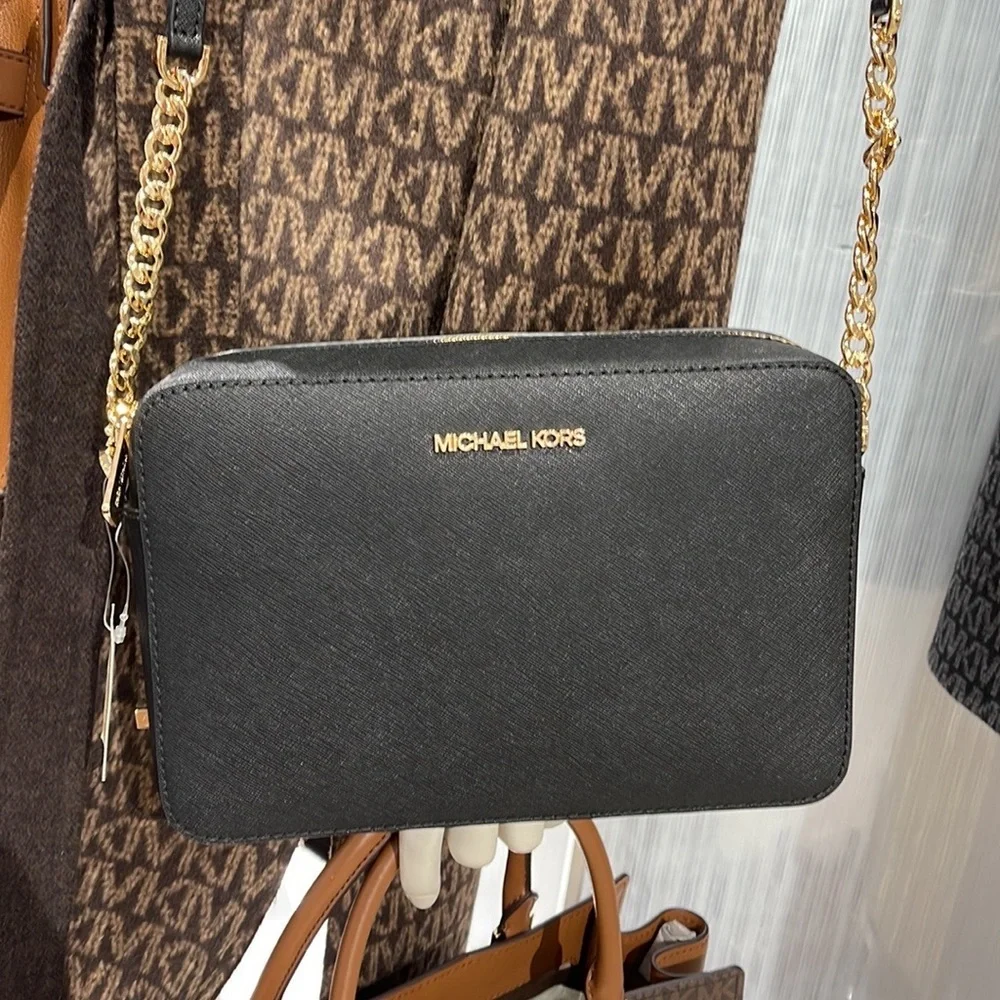 Michael Kors Jet Set Item Large East West Zip Crossbody Leather Black